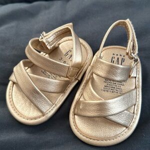 Baby Gap Gold Metallic Sandals NWOT
